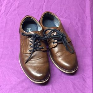 Boys brown dress shoes size 1
